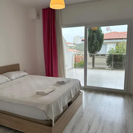 Bahceli Luex Villa Kusadası