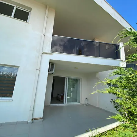 Bahceli Luex Villa Kusadası