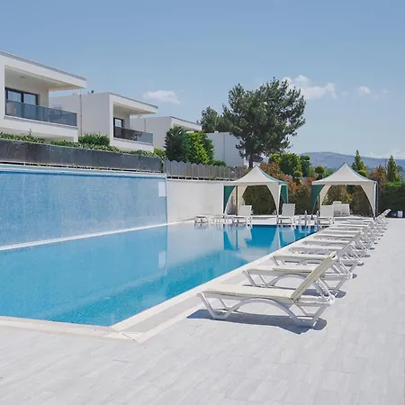 Villa Bahceli Luex *