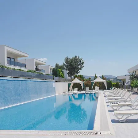 Bahceli Luex Villa *